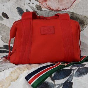 Dagne Dover Small Landon in Siren